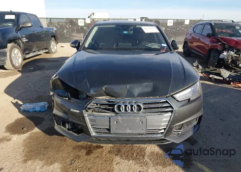 2018 Audi A4 2.0T Tech Ultra Premium/2.0T Ultra Premium z USA, uszkodzony, nr VIN WAUKMAF43JA206550